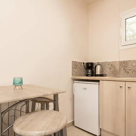 Sun & Sea Λαγανάς