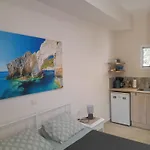 Sun & Sea לגאנאס